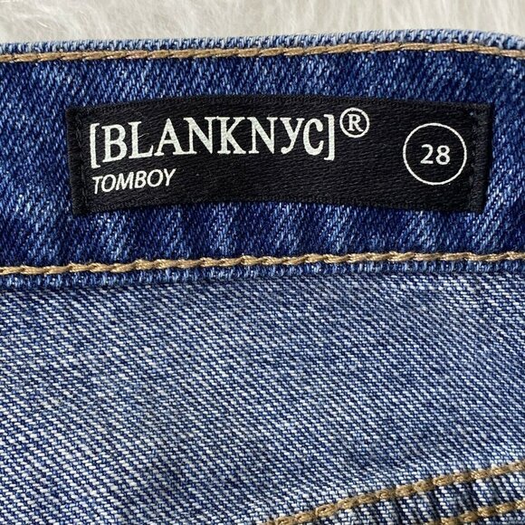 BLANKNYC Women's size 28 Tomboy Blue Jean Bermuda Shorts Raw Hem Distressed NEW - Picture 5 of 10